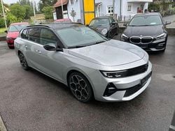 Kristallsilber Gebraucht 2024 Opel Astra Ultimate Kombi | 23.500 € (Guter Preis)