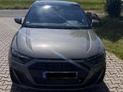 Grau Gebraucht 2023 Audi A1 Sportback S-Line Kleinwagen | 26.000 € (Superpreis)