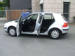 Silber Gebraucht 2000 VW Golf IV Limousine | 2.490 € (Fairer Preis)