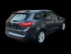 Grau Gebraucht 2017 Kia Ceed Edition 7 Kombi | 8.199 € (Superpreis)