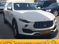 Weiß Gebraucht 2018 Maserati Levante SUV | 79.893 €