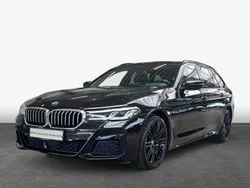 Schwarz Gebraucht 2021 BMW 530 Shadowline Kombi | 42.870 € (Teuer)