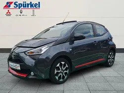 Grau Gebraucht 2021 Toyota Aygo x-sky Kleinwagen | 14.980 € (Teuer)