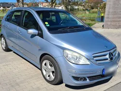 Blau Gebraucht 2006 Mercedes B200 Van / Kleinbus | 2.750 €