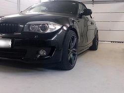 Schwarz Gebraucht 2011 BMW 118 Cabriolet Cabrio | 11.900 € (Teuer)