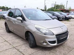 Stone Gebraucht 2009 Renault Scénic III Dynamique Van / Kleinbus | 2.200 € (Fairer Preis)