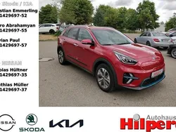 Rot Gebraucht 2021 Kia e-Niro Spirit SUV | 26.540 € (Fairer Preis)