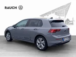 Andere farbe Gebraucht 2024 VW Golf VIII Life Kleinwagen | 25.990 € (Fairer Preis)