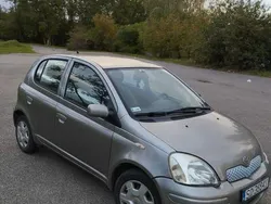 Grün Gebraucht 2001 Toyota Yaris Sol Limousine | 1.350 € (Fairer Preis)