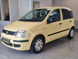 Gelb Gebraucht 2012 Fiat Panda Classica Kleinwagen | 5.690 € (Etwas zu teuer)