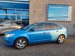 Blau Gebraucht 2009 Ford Focus Style Limousine | 2.700 € (Guter Preis)