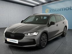 Grau Neu 2025 Skoda Superb Kombi | 45.949 € (Guter Preis)