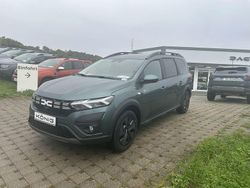 Grün Neu 2025 Dacia Jogger Expression Van / Kleinbus | 23.979 € (Etwas zu teuer)