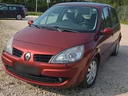 Rot Gebraucht 2007 Renault Scénic II Van / Kleinbus | 1.700 € (Fairer Preis)