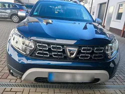 Blau Gebraucht 2018 Dacia Duster Prestige SUV | 13.990 € (Etwas zu teuer)