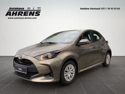 Marlingrau metallic Gebraucht 2024 Toyota Yaris Comfort Kleinwagen | 17.240 € (Fairer Preis)