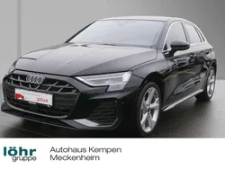Mythosschwarz metallic Gebraucht 2024 Audi A3 Sportback S-Line Limousine | 35.990 € (Guter Preis)