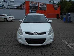 Crystal white Gebraucht 2011 Hyundai i20 Classic Kleinwagen | 3.699 € (Fairer Preis)