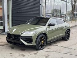 Grün Neu 2025 Lamborghini Urus SUV | 360.000 € (Fairer Preis)
