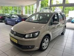 Beige Gebraucht 2012 VW Touran Highline Van / Kleinbus | 13.490 € (Teuer)