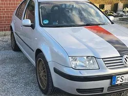Silber Gebraucht 2000 VW Bora Limousine | 2.700 €
