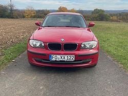 Rot Gebraucht 2011 BMW 116 Kleinwagen | 2.920 € (Superpreis)