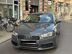 Grau Gebraucht 2017 Audi A1 Sportback S-Line Kleinwagen | 11.999 € (Guter Preis)