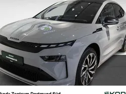 Grau Gebraucht 2025 Skoda Enyaq iV SportLine SUV | 54.333 € (Fairer Preis)