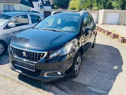 Schwarz Gebraucht 2017 Peugeot 2008 SUV | 10.300 € (Fairer Preis)