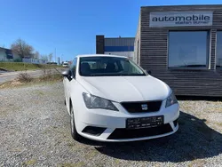 "candy" weiss Gebraucht 2012 Seat Ibiza Reference Kleinwagen | 3.590 € (Fairer Preis)