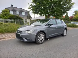 Grau Gebraucht 2013 Seat Leon Reference Limousine | 4.790 € (Etwas zu teuer)
