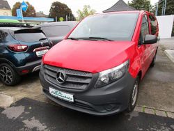 Rot Gebraucht 2019 Mercedes Vito Van / Kleinbus | 12.990 € (Fairer Preis)
