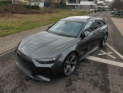 Grau Gebraucht 2020 Audi RS6 Advanced Kombi | 87.900 € (Fairer Preis)
