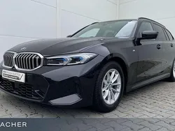 Saphirschwarz metallic Gebraucht 2023 BMW 320 Comfort Edition Kombi | 37.849 € (Fairer Preis)