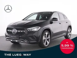 Schwarz metalliclack kosmossch Gebraucht 2021 Mercedes GLA250 Progressive SUV | 31.335 € (Superpreis)