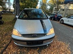 Grau Gebraucht 2005 Ford Galaxy Van / Kleinbus | 2.899 € (Fairer Preis)
