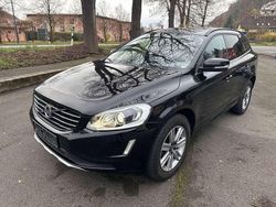 Schwarz Gebraucht 2016 Volvo XC60 Momentum SUV | 11.800 € (Superpreis)