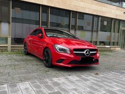 Rot Gebraucht 2015 Mercedes CLA200 Urban Coupé | 16.500 € (Fairer Preis)
