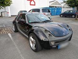 Schwarz Gebraucht 2004 Smart Roadster Cabrio | 6.990 € (Teuer)