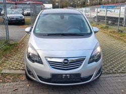 Silber Gebraucht 2012 Opel Meriva Van / Kleinbus | 3.490 € (Guter Preis)