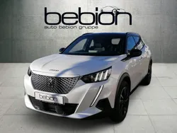 Lack weiss perlglänzend/typ au Gebraucht 2023 Peugeot e-2008 GT SUV | 27.480 € (Teuer)