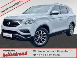 Silber Gebraucht 2019 Ssangyong Rexton Sapphire SUV | 26.900 € (Etwas zu teuer)