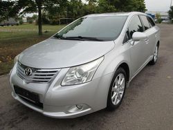 Silber Gebraucht 2010 Toyota Avensis Executive Kombi | 3.999 € (Guter Preis)