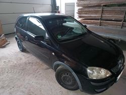 Schwarz Gebraucht 2004 Opel Corsa Kleinwagen | 2.500 € (Teuer)
