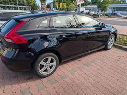 Gebraucht 2016 Volvo V40 Kinetic Kombi | 10.850 € (Fairer Preis)