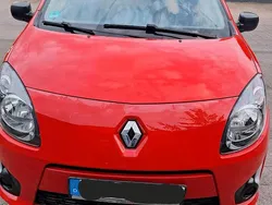 Rot Gebraucht 2011 Renault Twingo Kleinwagen | 2.500 € (Fairer Preis)