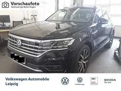 Schwarz Gebraucht 2019 VW Touareg Basis SUV | 42.430 € (Guter Preis)