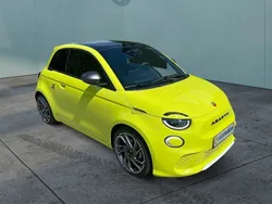 Grün Gebraucht 2023 Abarth 500e Kleinwagen | 39.041 €