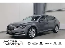 Graphitgrau Gebraucht 2022 Skoda Superb Style Kombi | 23.325 € (Guter Preis)