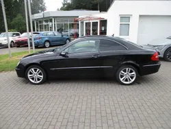 Schwarz Gebraucht 2008 Mercedes CLK200 Avantgarde | 7.940 € (Fairer Preis)